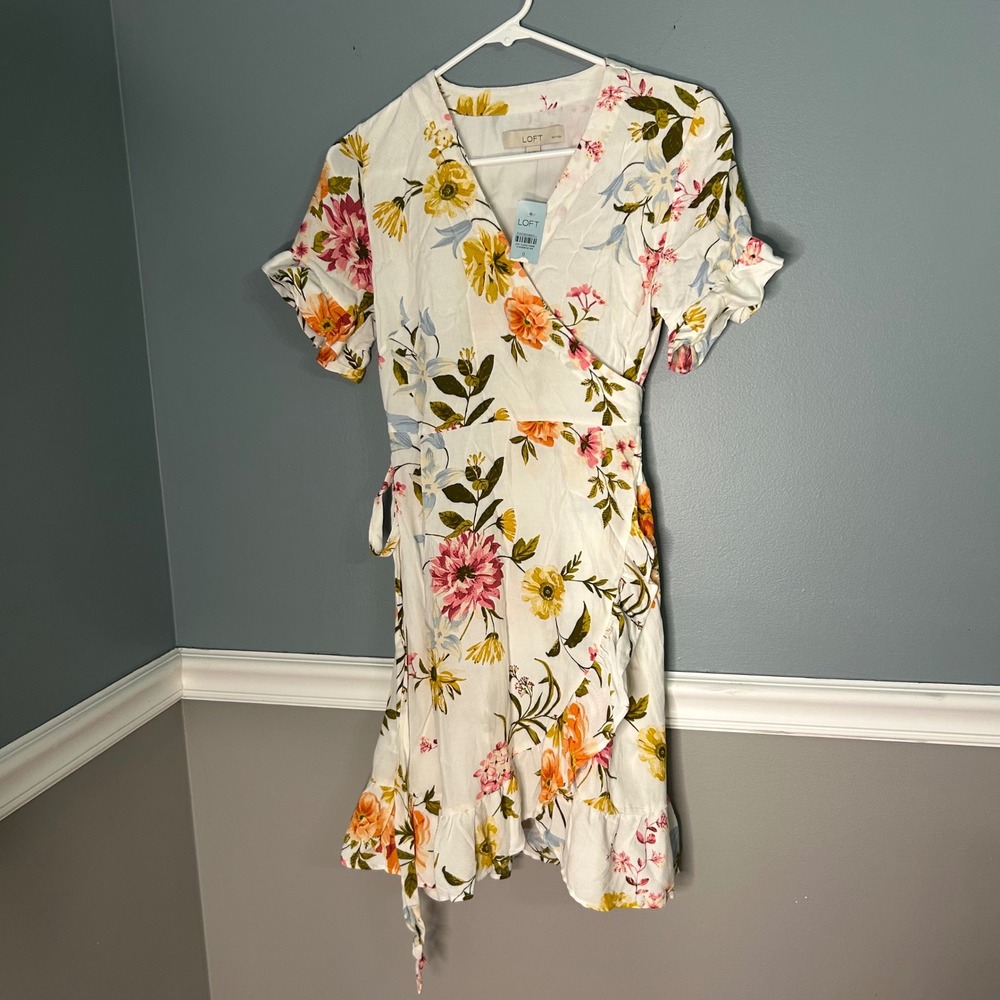 LOFT‎ Petites Floral Wrap Dress White Pink Yellow Ruffle Hem 0P NEW